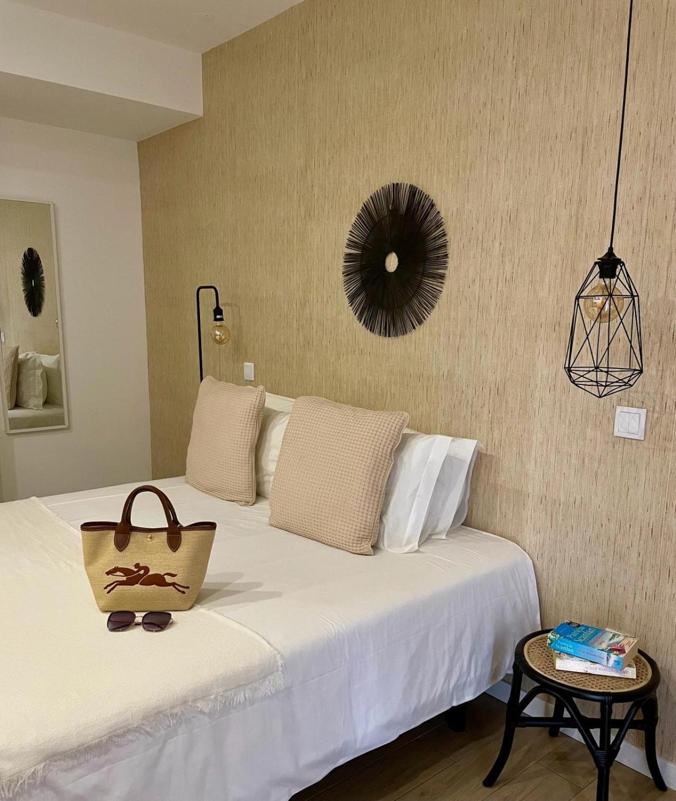Marsuites Armacao de Pera Luaran gambar
